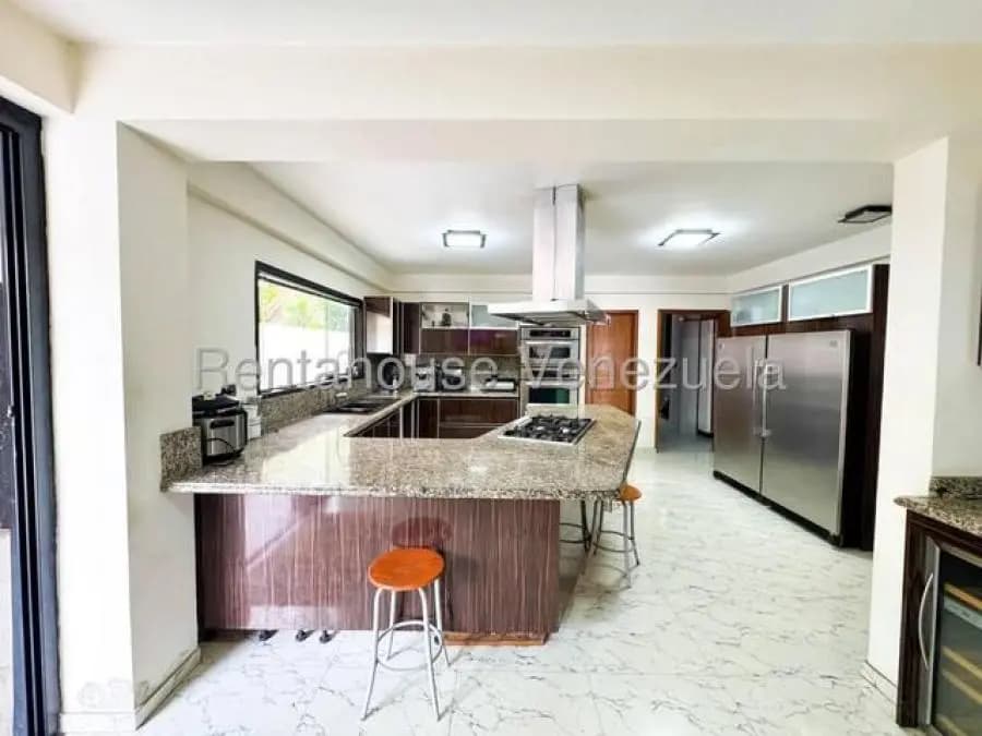 Casa en Venta en los naranjos del cafetal Caracas - 11