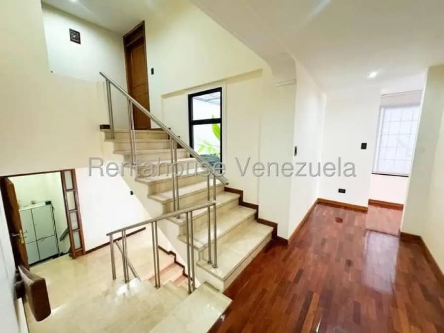 Casa en Venta en los naranjos del cafetal Caracas - 34