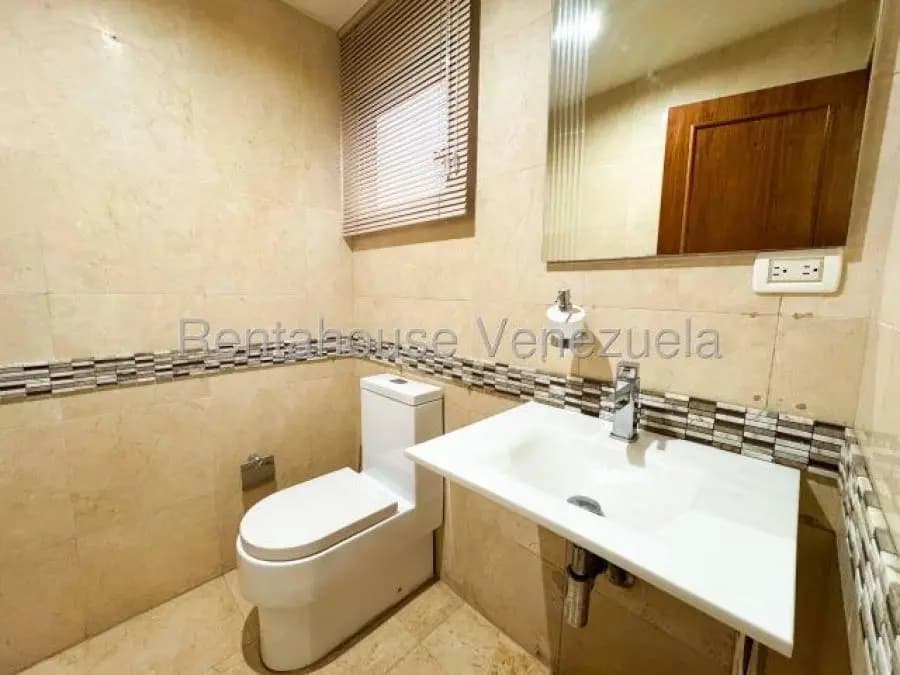 Casa en Venta en los naranjos del cafetal Caracas - 5