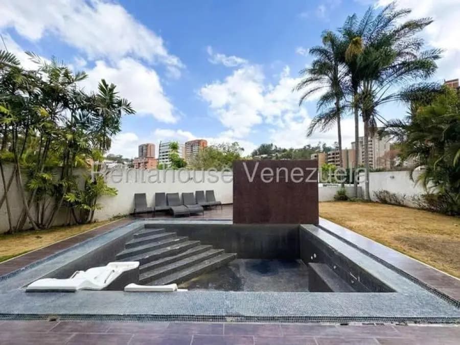 Casa en Venta en los naranjos del cafetal Caracas - 10