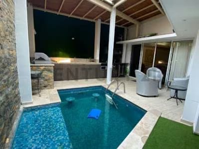 Venta de casa ubicada en exclusiva zona residencial - 10