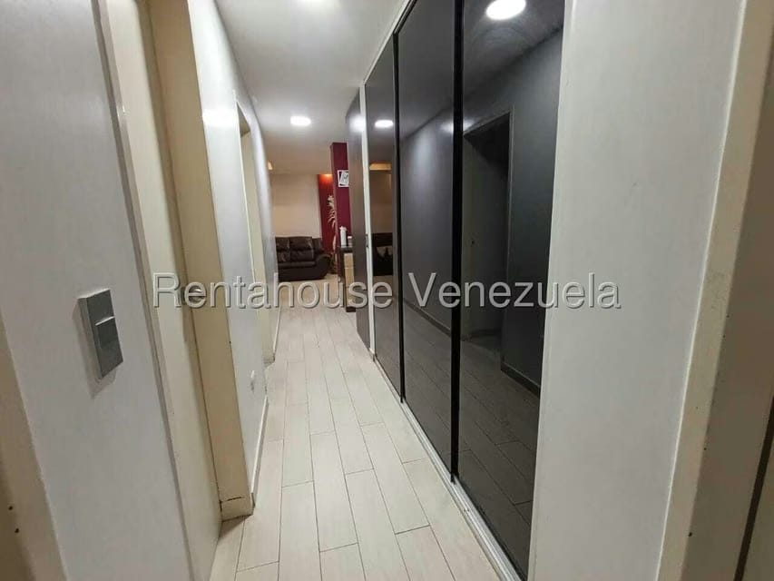 Apartamento (1 Nivel) en Venta en Zona Oeste, Lara - 12