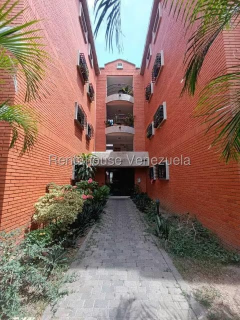 Apartamento (1 Nivel) en Venta en Zona Oeste, Lara - 19