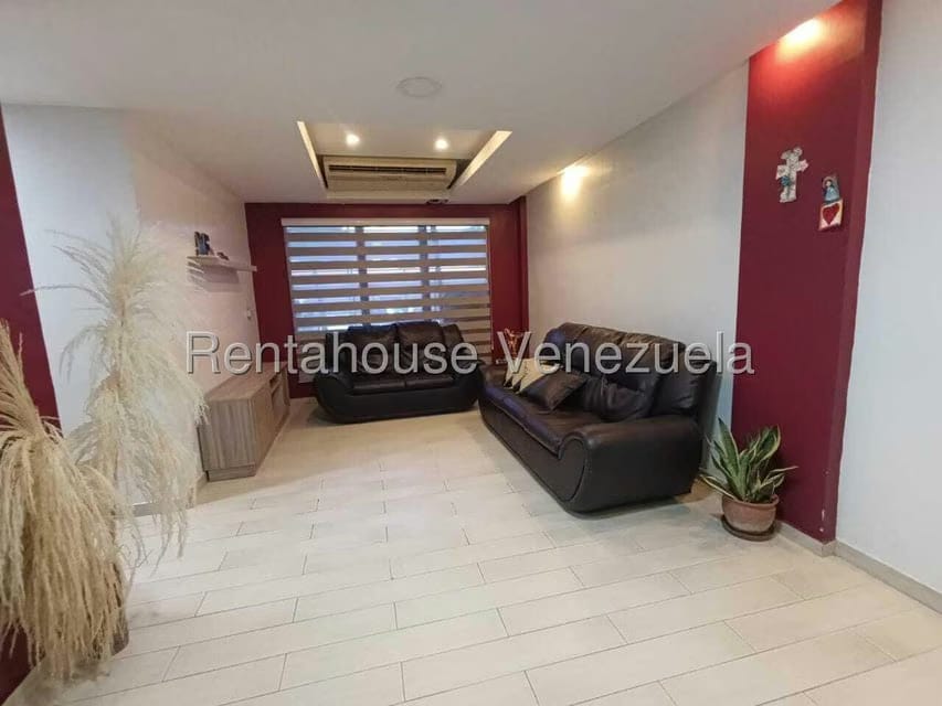 Apartamento (1 Nivel) en Venta en Zona Oeste, Lara - 3