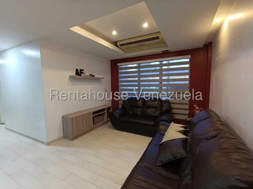 Apartamento (1 Nivel) en Venta en Zona Oeste, Lara - 4