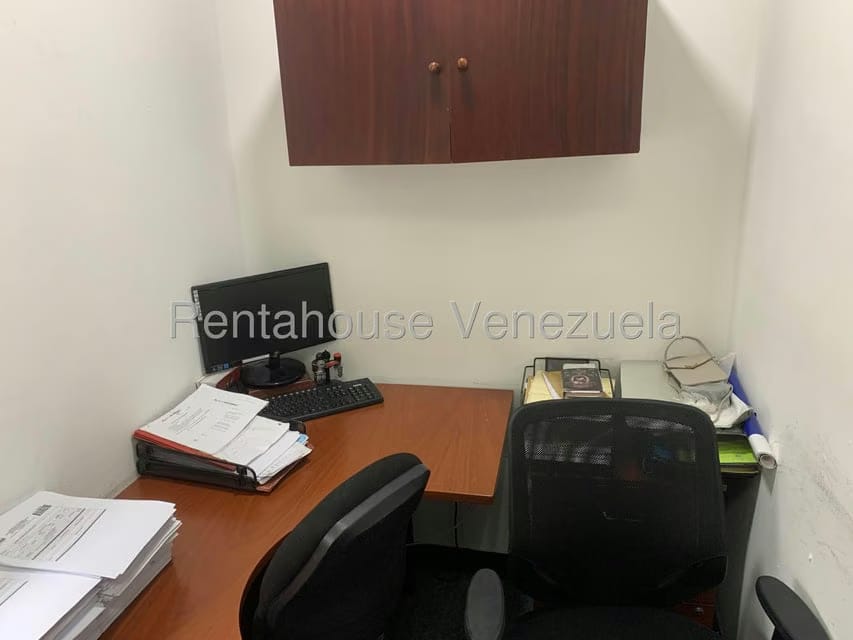 Comercial (Local Comercial) en Alquiler en La Trinidad, Distrito Metropolitano - 6