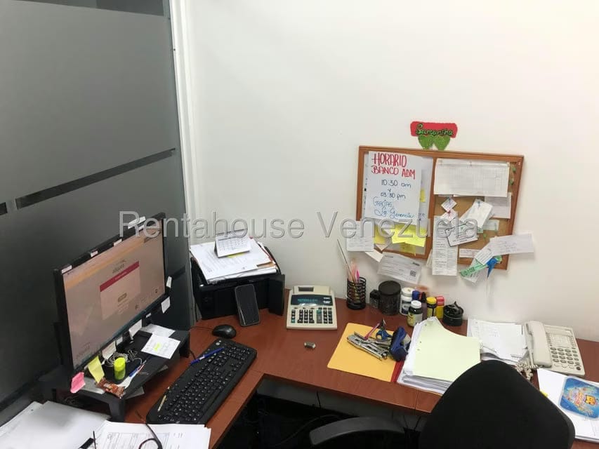 Comercial (Local Comercial) en Alquiler en La Trinidad, Distrito Metropolitano - 7