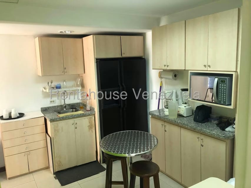 Comercial (Local Comercial) en Alquiler en La Trinidad, Distrito Metropolitano - 9