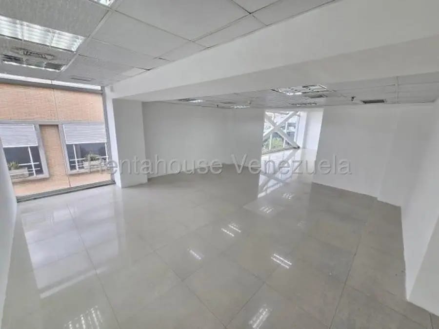 Oficina en Alquiler en los ruices Caracas - 14