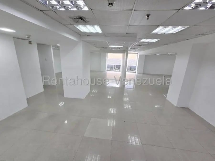Oficina en Alquiler en los ruices Caracas - 15