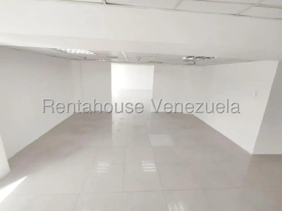Oficina en Alquiler en los ruices Caracas - 6