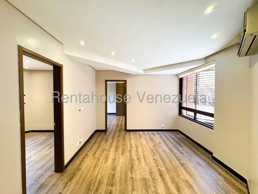 Apartamento (1 Nivel) en Venta en Los Samanes, Distrito Metropolitano - 29