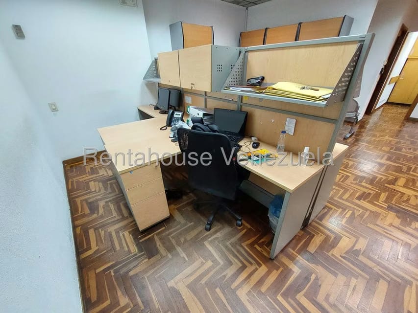Comercial (Oficina) en Venta en Prados del Este, Distrito Metropolitano - 12