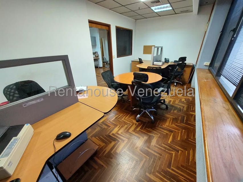 Comercial (Oficina) en Venta en Prados del Este, Distrito Metropolitano - 14
