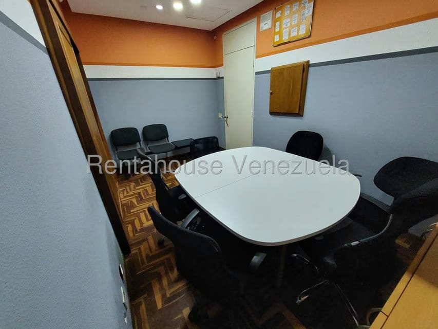 Comercial (Oficina) en Venta en Prados del Este, Distrito Metropolitano - 3