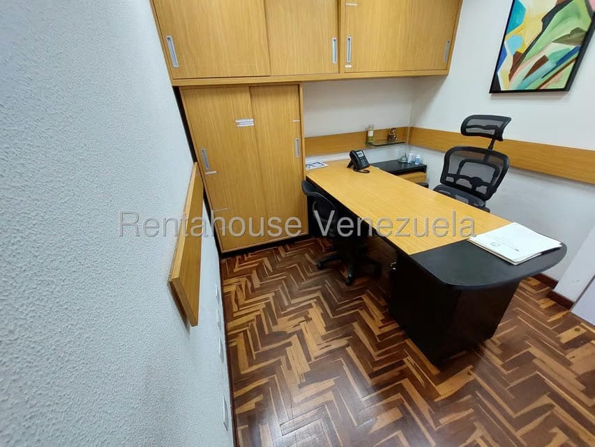 Comercial (Oficina) en Venta en Prados del Este, Distrito Metropolitano - 5