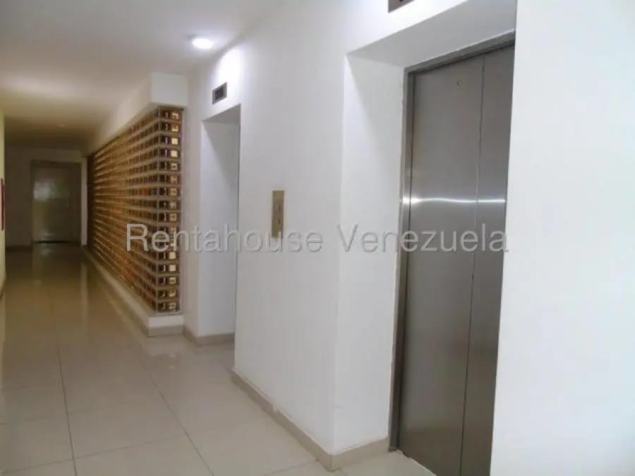 Apartamento en Venta en lomas del sol Caracas