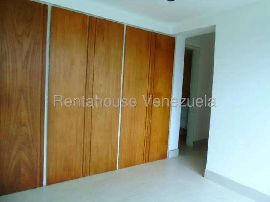 Apartamento en Venta en lomas del sol Caracas - 4