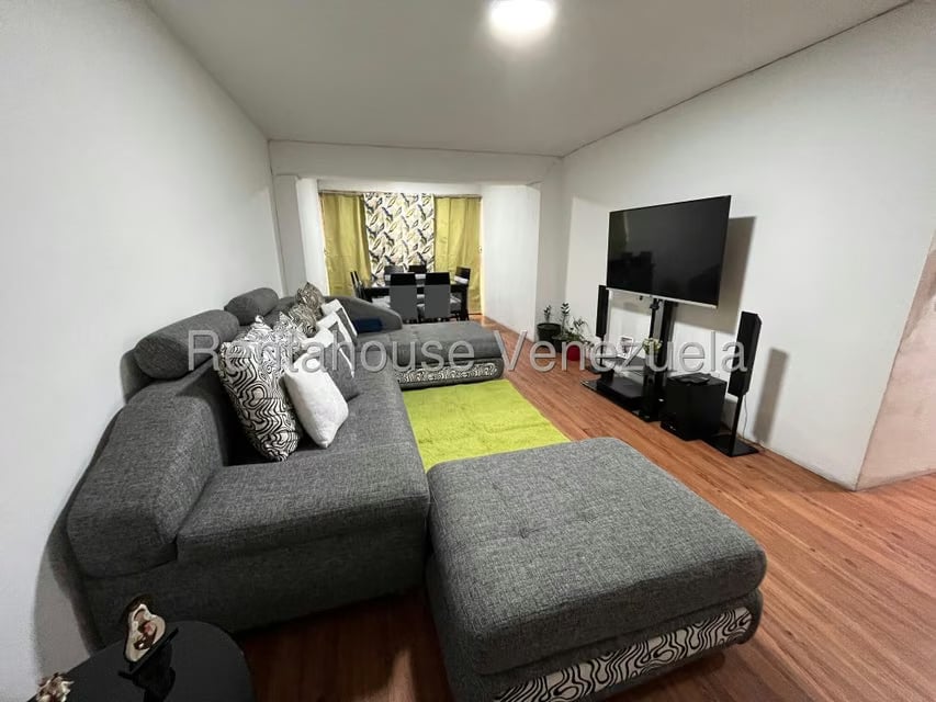 Apartamento (1 Nivel) en Venta en Chacaito, Distrito Metropolitano - 2
