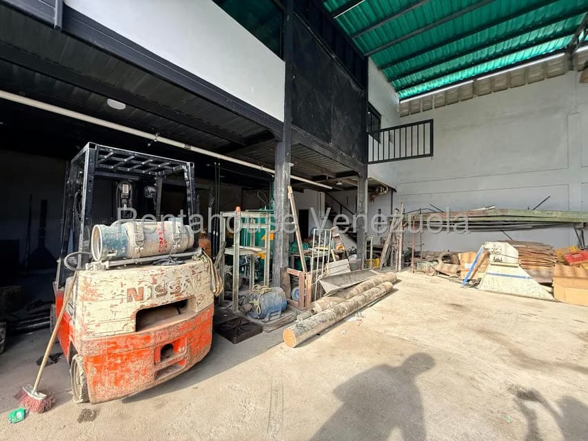 Comercial (Galpon - Deposito) en Venta en Centro, Lara - 10