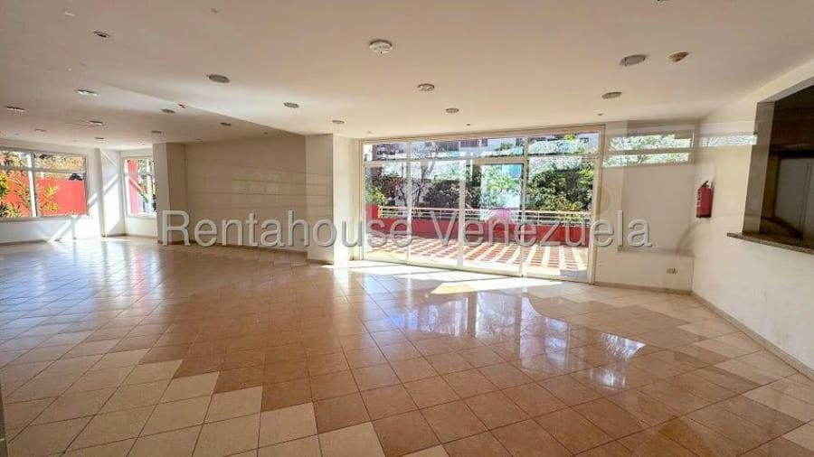 Apartamento en Venta en El Rosal Caracas - 2