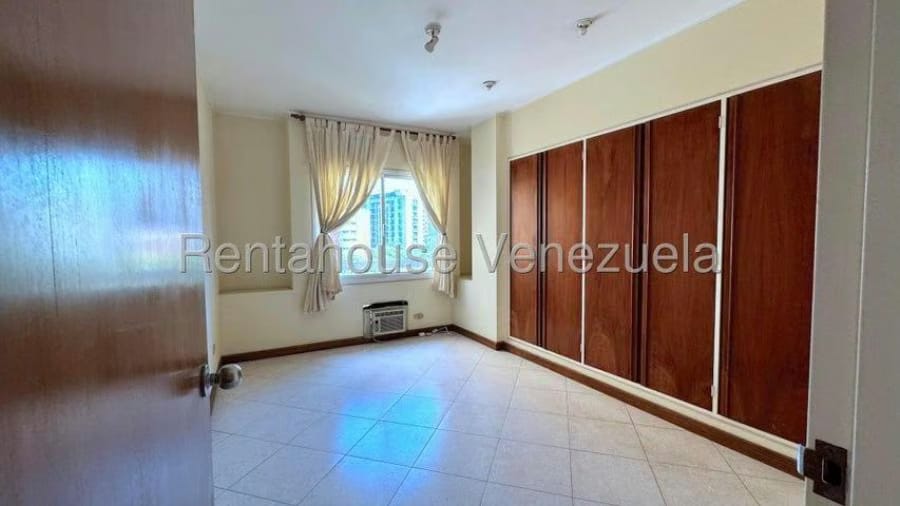 Apartamento en Venta en El Rosal Caracas - 7