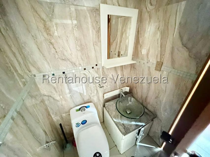 Casa (Multipes Niveles) en Alquiler en Tarabana Plaza, Lara - 28