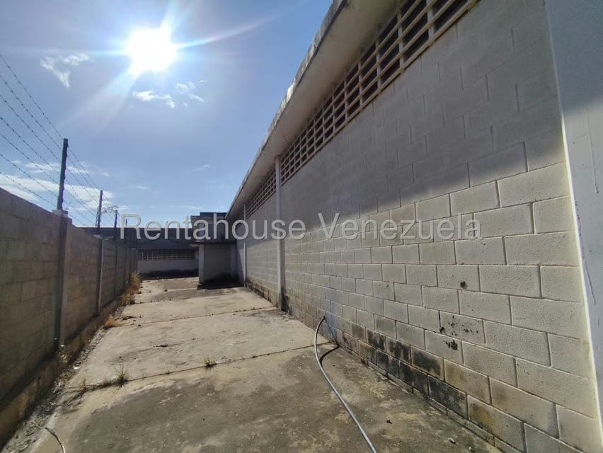Comercial (Galpon - Deposito) en Venta en Los Haticos, Zulia - 27