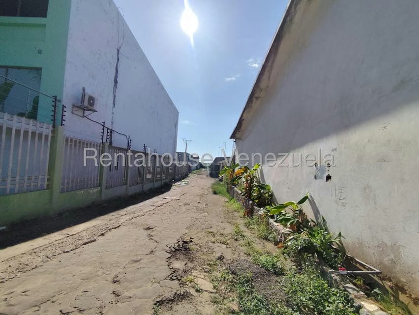 Comercial (Galpon - Deposito) en Venta en Los Haticos, Zulia - 52