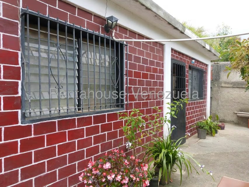 Casa (1 Nivel) en Venta en El Tibron, Vargas - 2