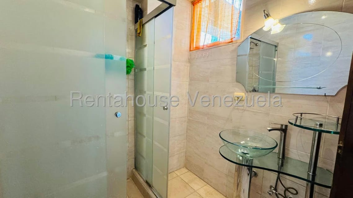 Apartamento (1 Nivel) en Venta en Zona Centro, Aragua - 17