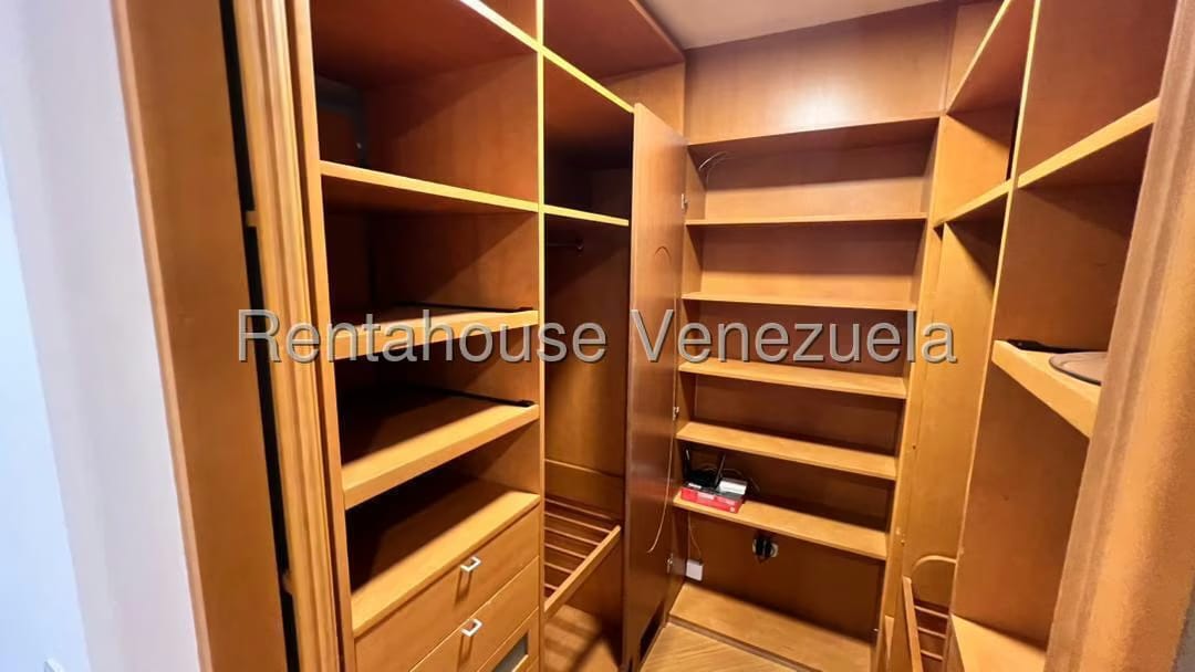 Apartamento (1 Nivel) en Alquiler en Santa Fe Norte, Distrito Metropolitano - 18