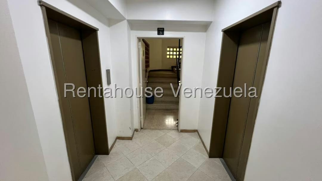 Apartamento (1 Nivel) en Alquiler en Santa Fe Norte, Distrito Metropolitano - 22