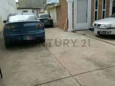 Vende casa con 10 Habitaciones independientes con fines de lucro - 3