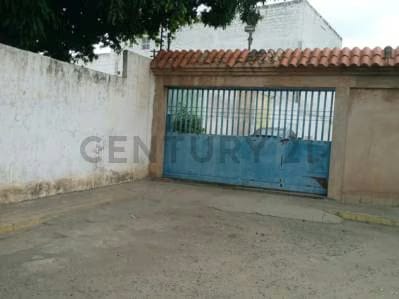 Vende casa con 10 Habitaciones independientes con fines de lucro - 5