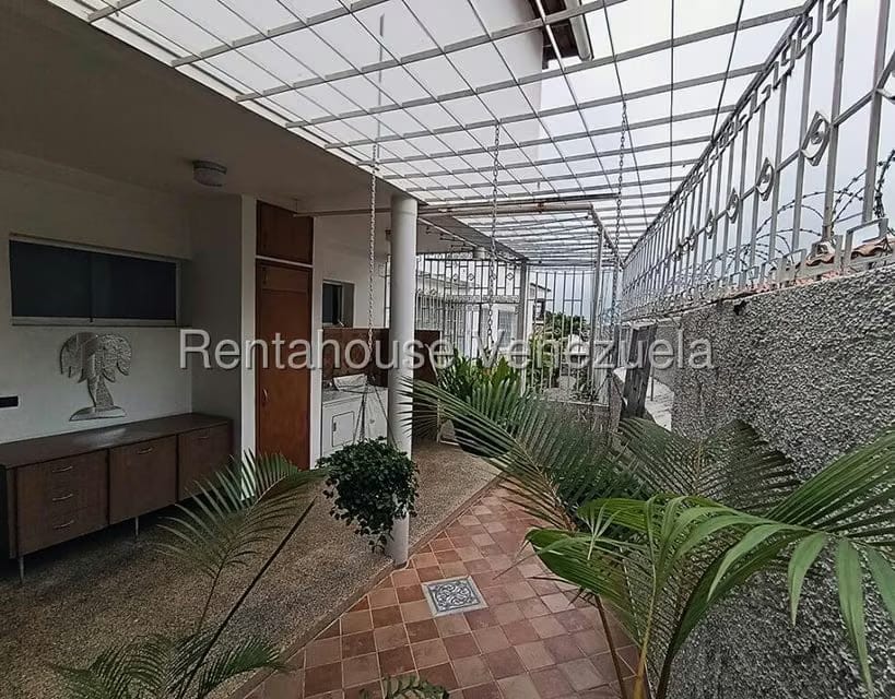 Casa (1 Nivel) en Venta en Las Palmas, Distrito Metropolitano - 23