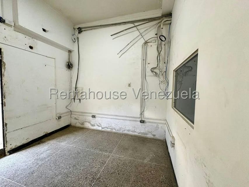 Comercial (Local Comercial) en Alquiler en Centro, Lara - 26