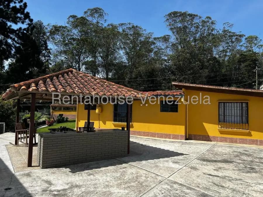 Casa en Venta en Club de Campo San Antonio de Los Altos - 2