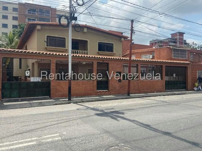 Casa (1 Nivel) en Venta en Parroquia Concepcion, Lara - 2