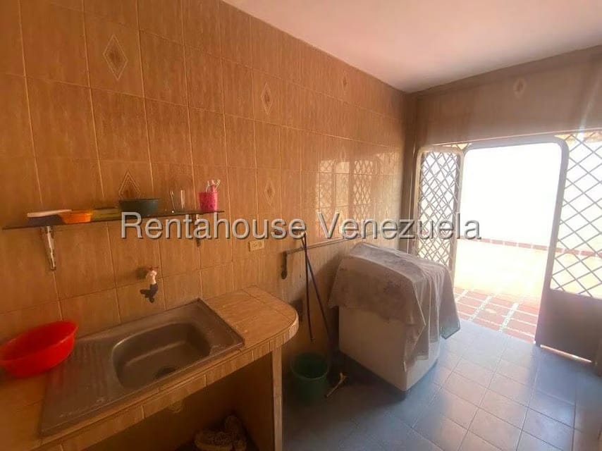 Casa (1 Nivel) en Venta en Parroquia Concepcion, Lara - 32