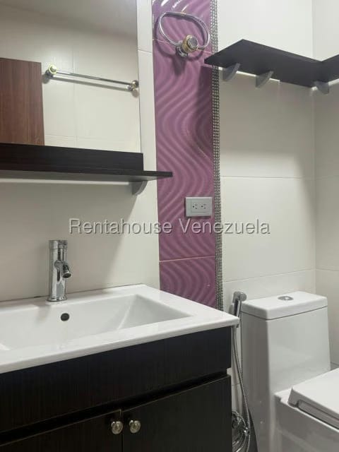 Apartamento (1 Nivel) en Venta en Parroquia La Candelaria, Distrito Metropolitano - 13