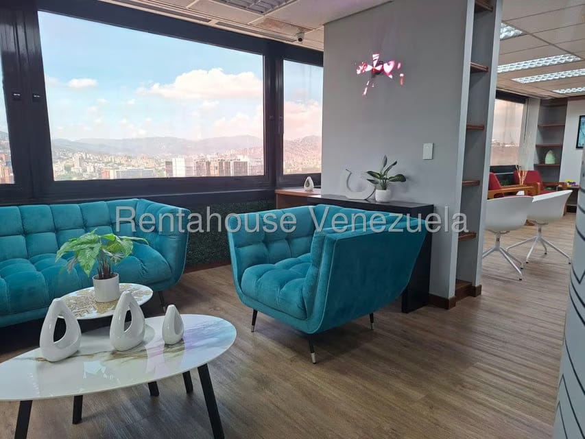 Comercial (Oficina) en Alquiler en El Recreo, Distrito Metropolitano - 2