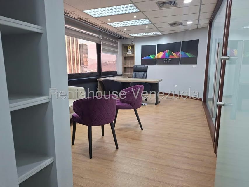 Comercial (Oficina) en Alquiler en El Recreo, Distrito Metropolitano - 21