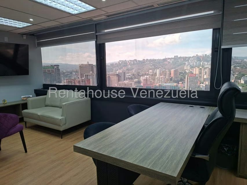 Comercial (Oficina) en Alquiler en El Recreo, Distrito Metropolitano - 24