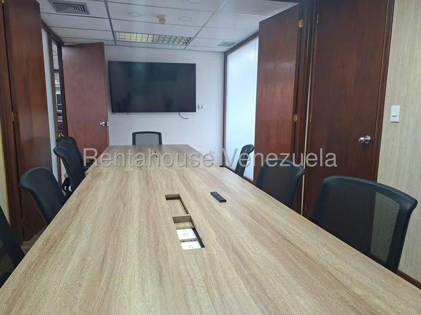 Comercial (Oficina) en Alquiler en El Recreo, Distrito Metropolitano - 27