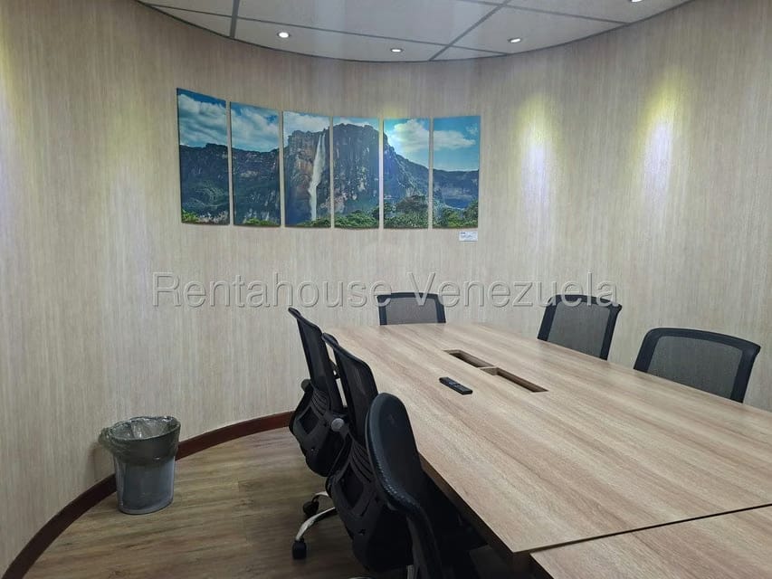 Comercial (Oficina) en Alquiler en El Recreo, Distrito Metropolitano - 33