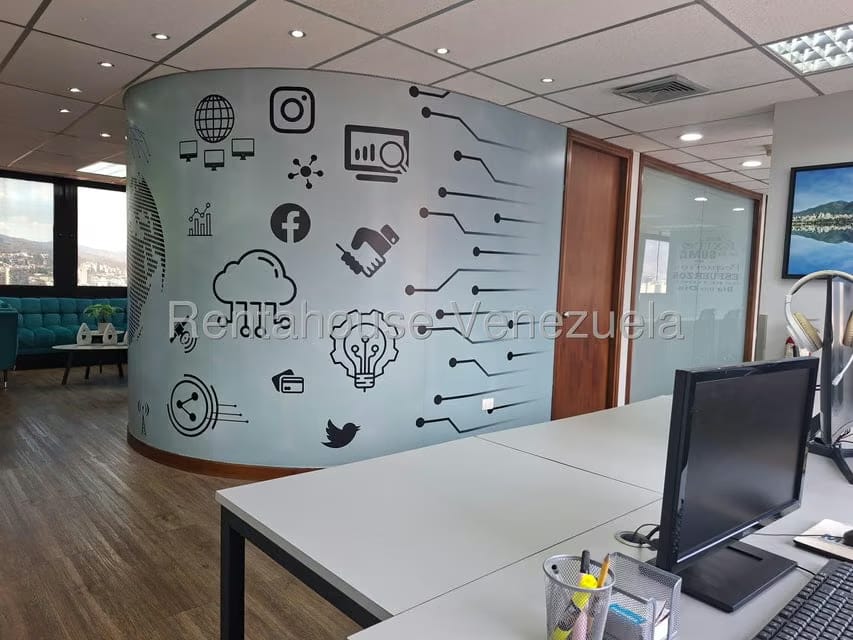 Comercial (Oficina) en Alquiler en El Recreo, Distrito Metropolitano - 41