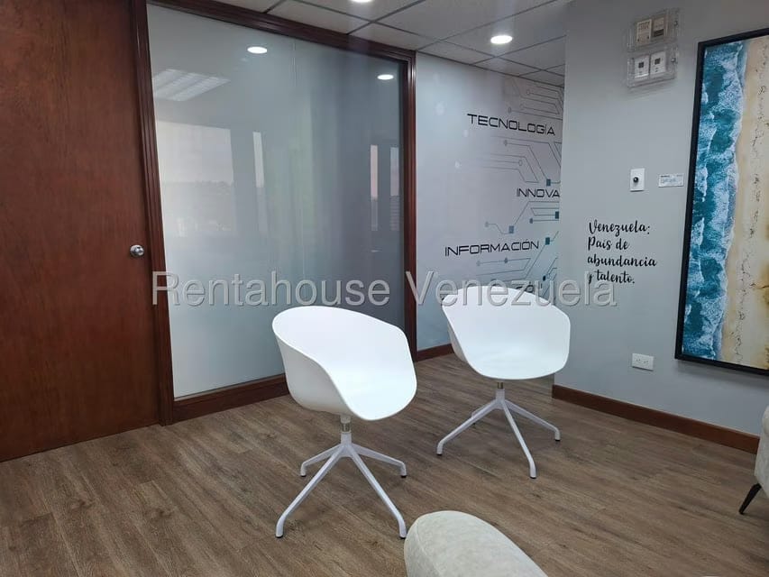 Comercial (Oficina) en Alquiler en El Recreo, Distrito Metropolitano - 45