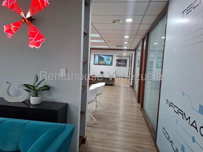 Comercial (Oficina) en Alquiler en El Recreo, Distrito Metropolitano - 10