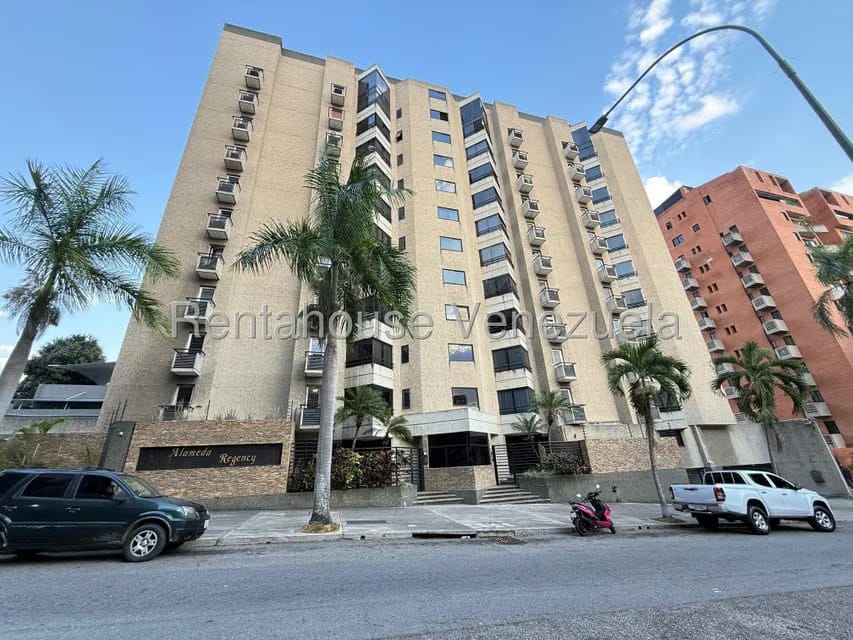 Apartamento (1 Nivel) en Alquiler en El Rosal, Distrito Metropolitano